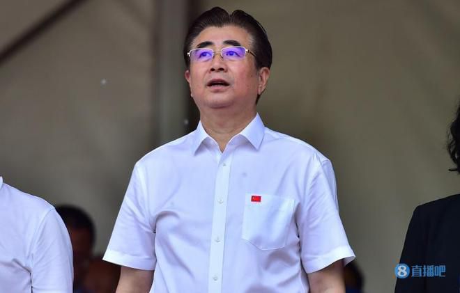 谈到文森特的伤病情况，哈姆说：“他的伤情没有更新，但是他恢复得很棒。